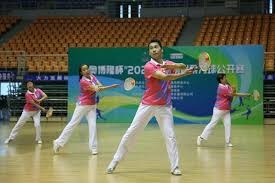 边锋赛后晒伤痕，网友称其太拼了